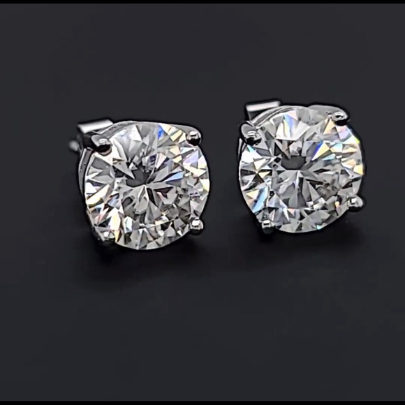 2 Carat Moissanite Rhodium-Plated Stud Earrings